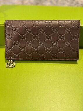 Gucci Italy Signature Continental Wallet Brown Chocolate Zip Leather EUC